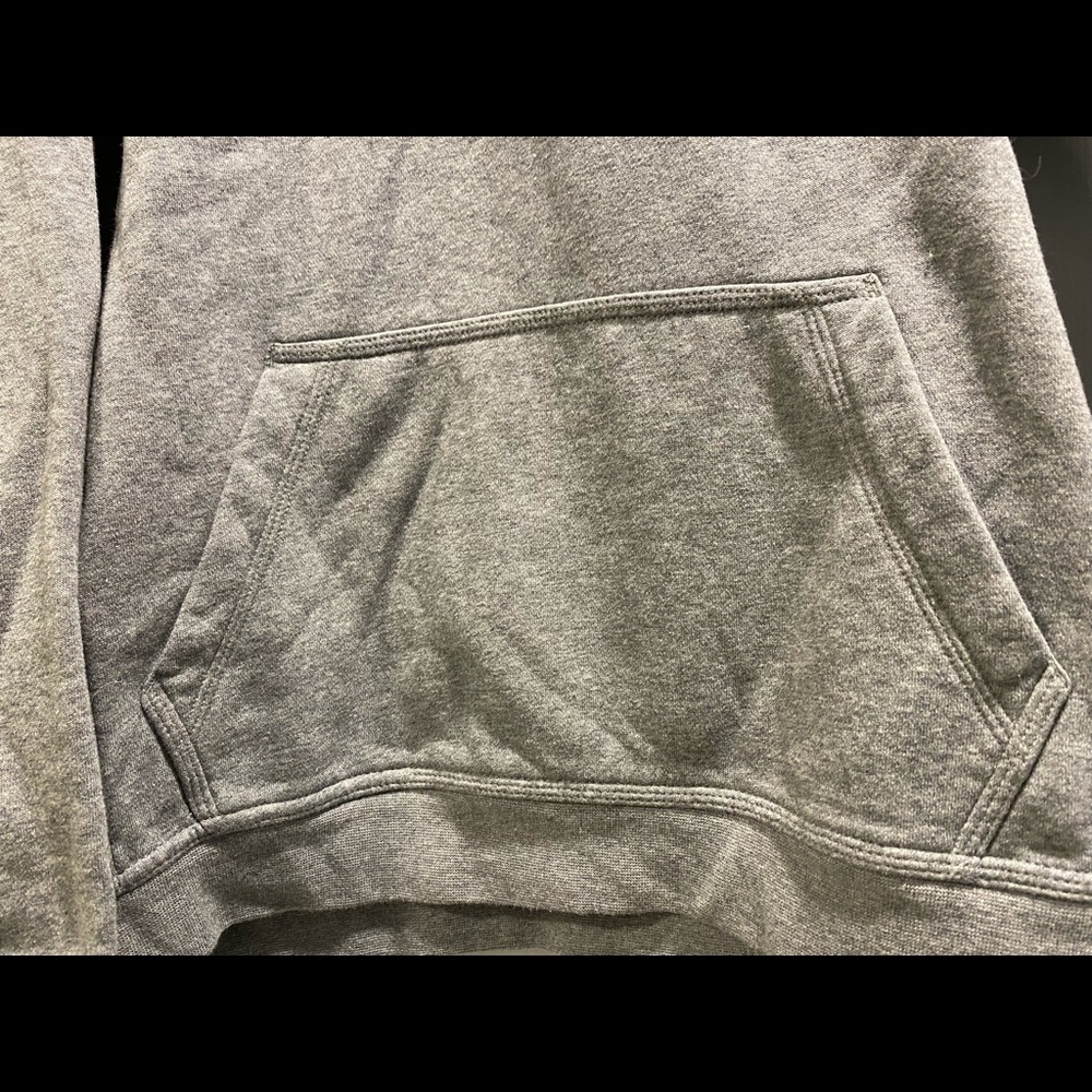 NWOT Boys Nike sweatshirt - Picture 3 of 5